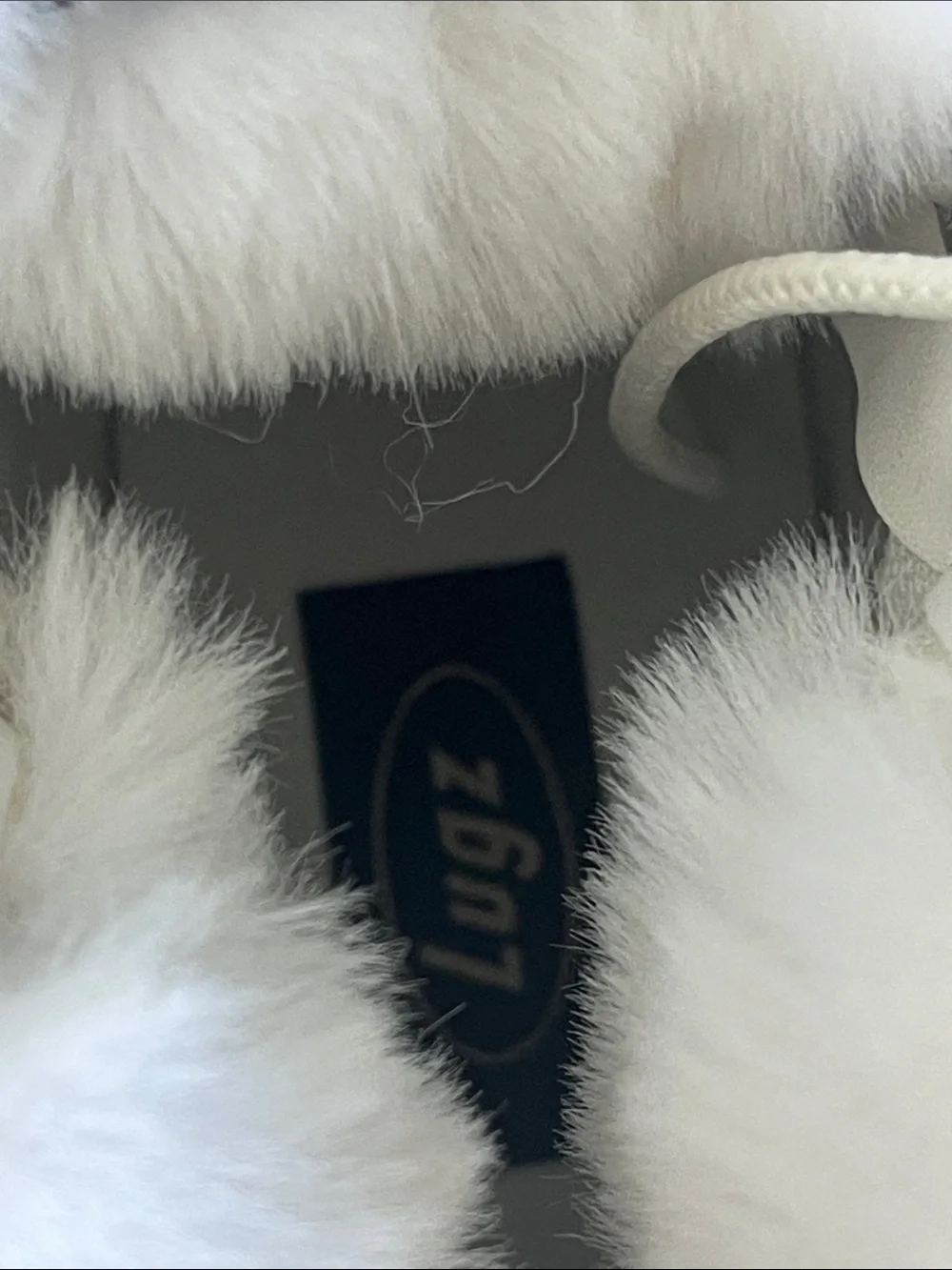 Lugz White Faux Fur Winter Lace-Up Boots with Rugged Sole Y2K NWT Holiday